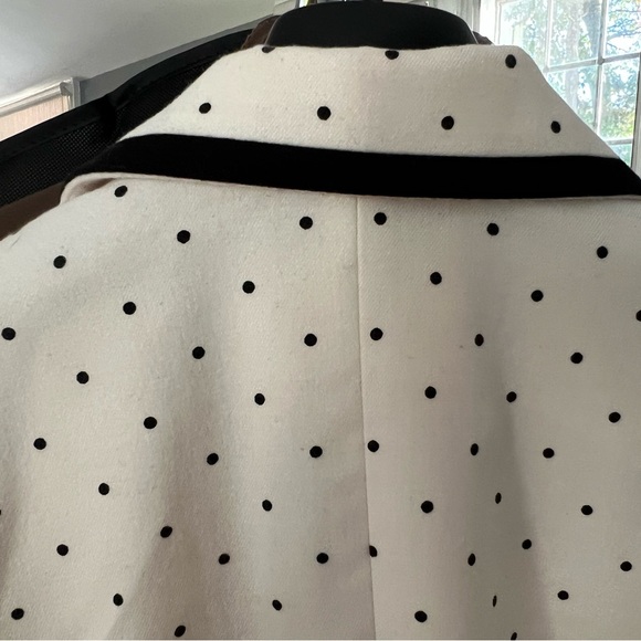 Cream and black polka dot blazer with piping and gold buttons. Size 4. - Picture 8 of 16